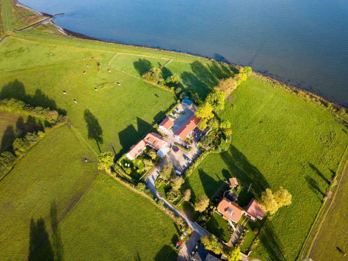 Ostseehotel Hunhoi Niesgrau Exteriör bild